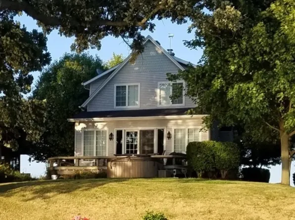 40752 N Grand Ave, Antioch, IL 60002