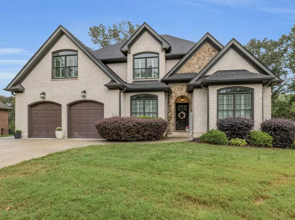 437 Heartfield Ct, Hixson, TN 37343