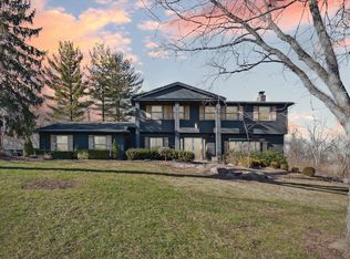 51129 Topper Ct, Canton, MI 48187