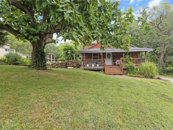 5200 NE 48th St, Kansas City, MO 64119