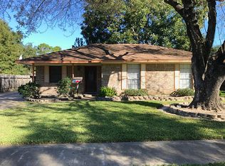 1113 Carolyn St, Deer Park, TX 77536