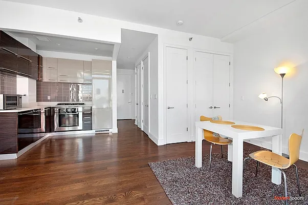 Rented by Modern Spaces | media 16