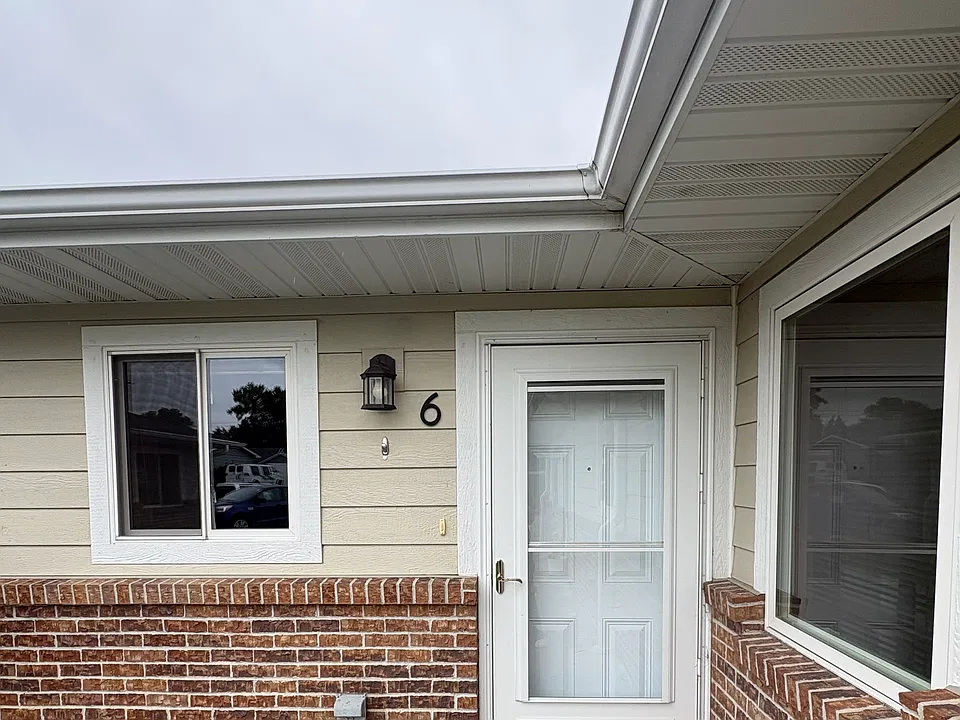 207 N 8th Ave #6