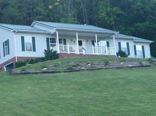 9706 Catawba Rd, Troutville, VA 24175