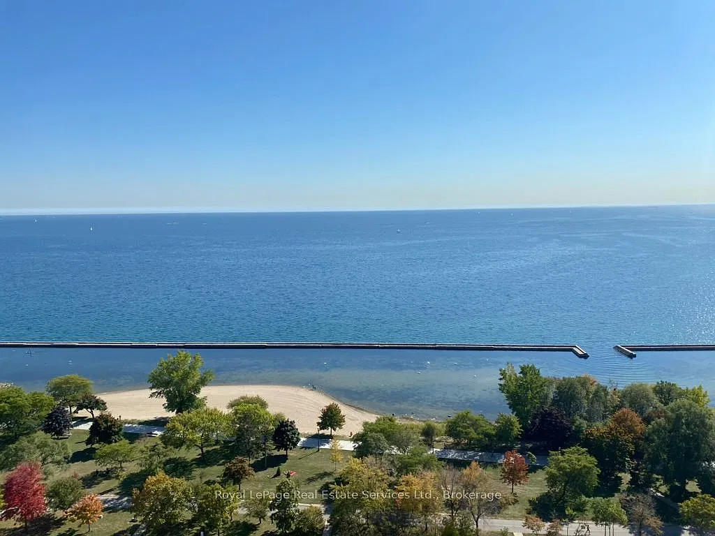 1928 Lake Shore Blvd W — Photo 4