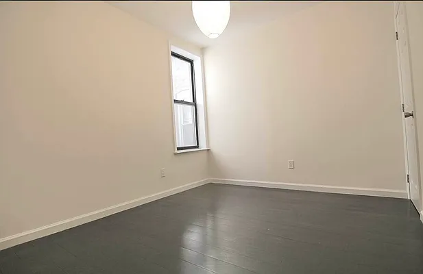 Rented by Oxford Property Group | media 8