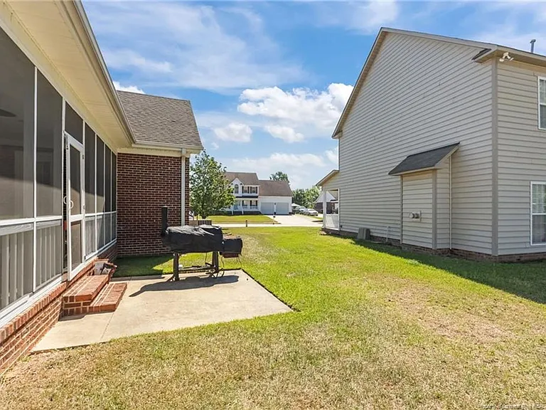 3805 Sunchase Dr — Photo 37
