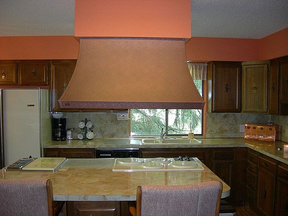 Big, Spacious Kitchen