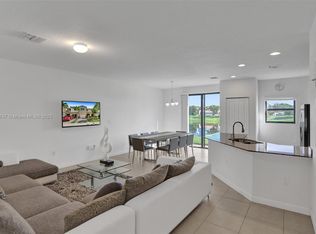 459 NE 194th Ter, Miami, FL 33179