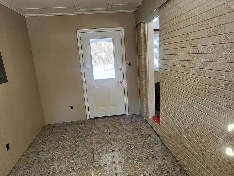 111 Brookwood Cir — Photo 13