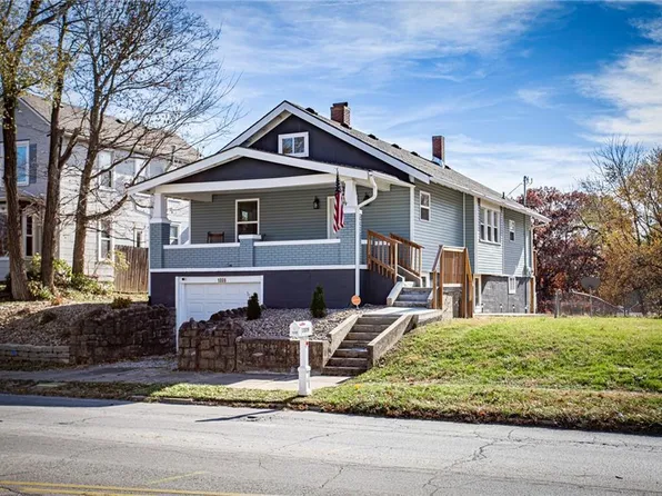 1009 S Spruce St, Leavenworth, KS 66048