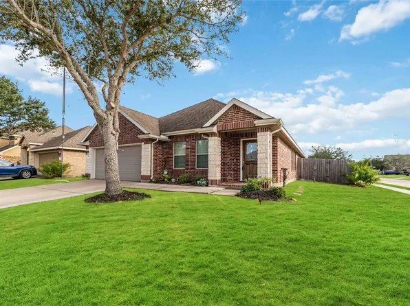 4700 Lake Line Ct, Alvin, TX 77511