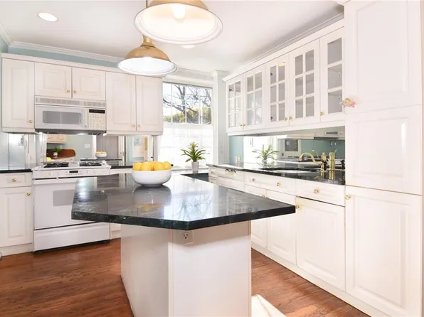 6 Brooklands #4D, Bronxville, NY 10708