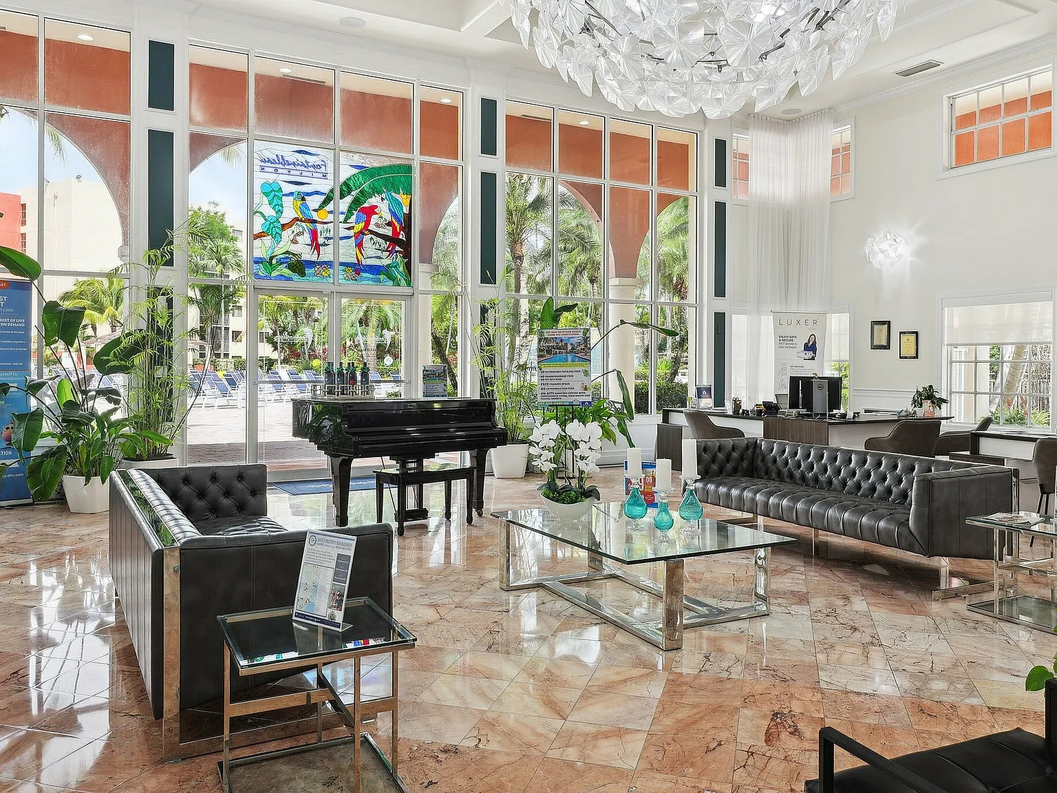 Fontainebleau Milton Apartments — Photo 2