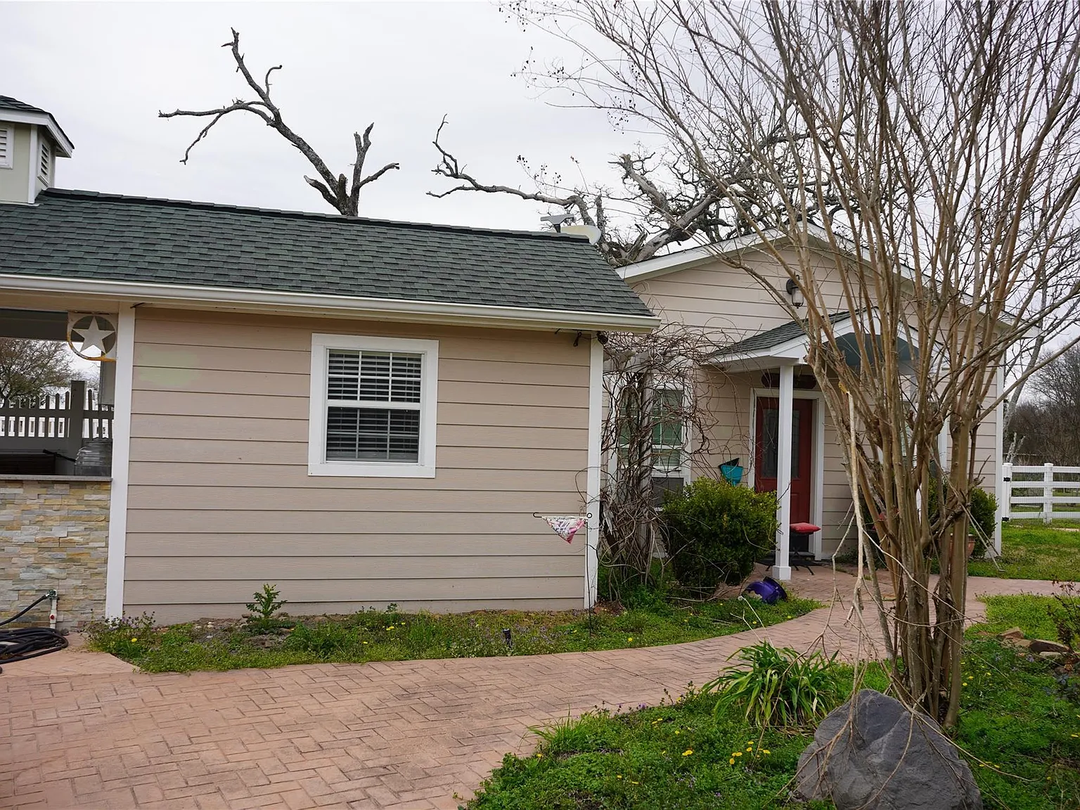 1 bed, 1.0 bath, 441 sqft, $1,100 — Photo 2