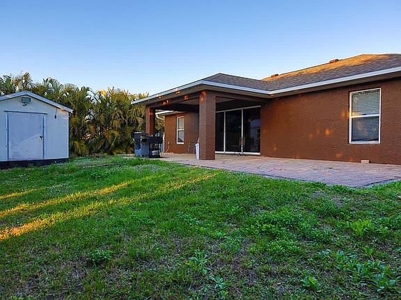 5th image of 3810 Garden Blvd
