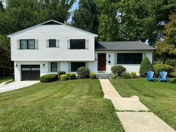 218 Felton Rd, Lutherville Timonium, MD 21093