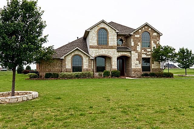 1st image of 3015 Wincrest Dr
