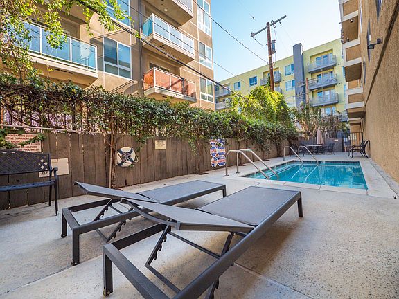 3rd image of 5050.5 Klump Ave #314
