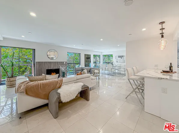 1133 5th St APT 301, Santa Monica, CA 90403