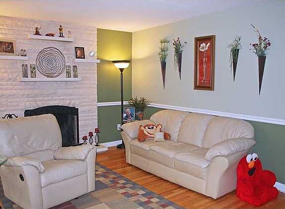 5th image of 7917 Poinsettia Dr