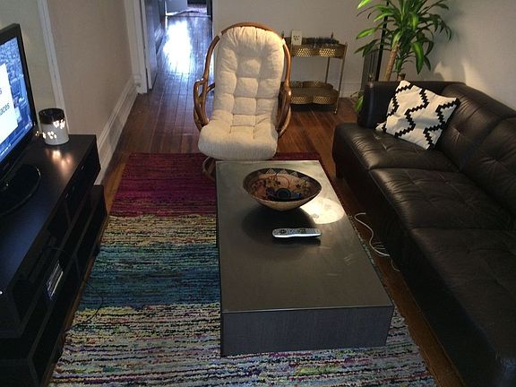 5th image of 258 Irving Ave APT 2L