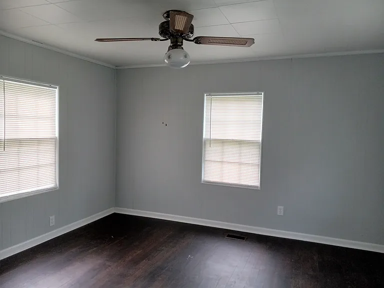 2827 Wilkinson Pike — Photo 7