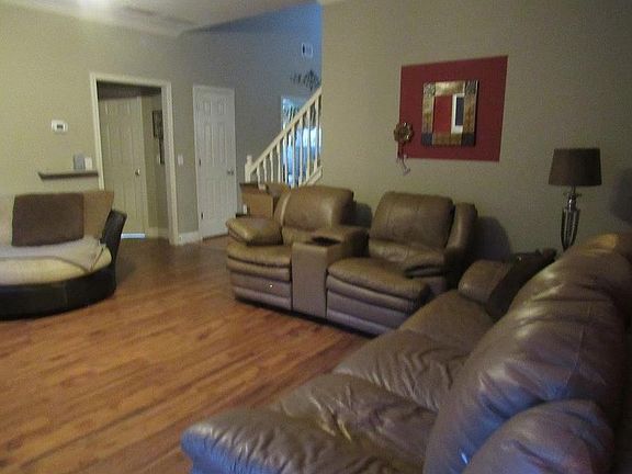 3rd image of 2133 Albert Jones Dr