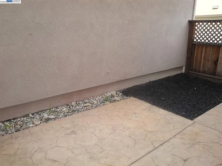 3323 Vittoria Loop — Photo 16