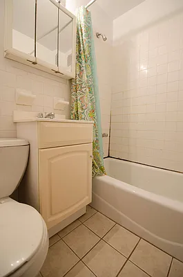 Rented by Compass | media 19