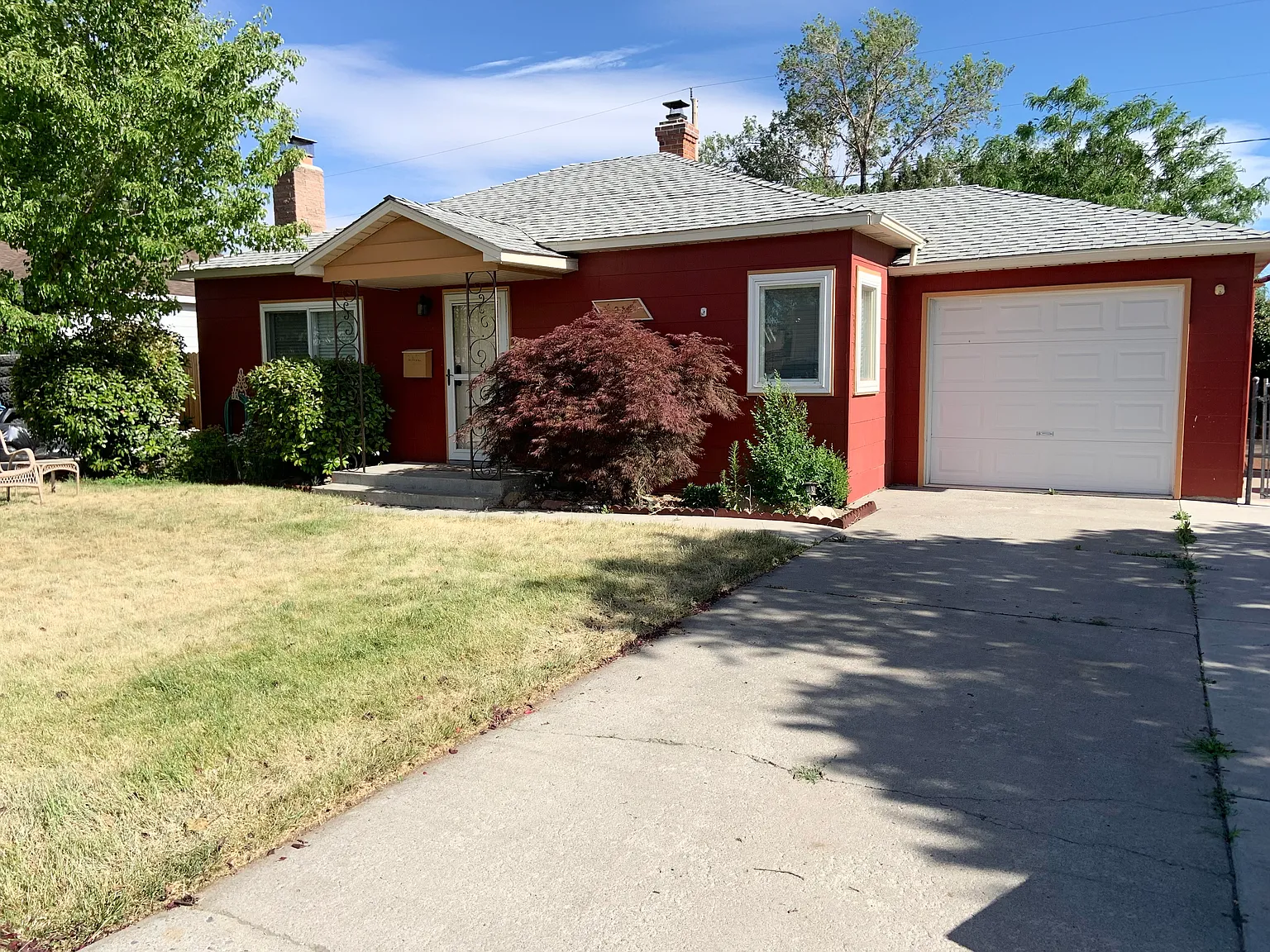 3 bed, 998 sqft, $2,250 — Photo 2
