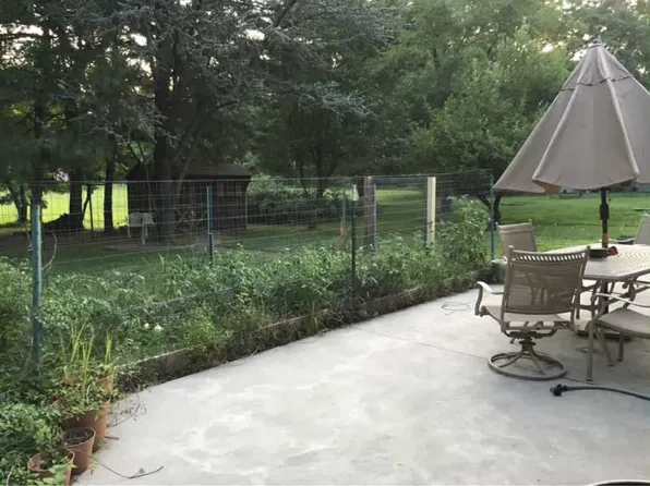 29 Irven St, Ewing, NJ 08638