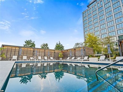 1001 Julia St APT 9B, New Orleans, LA, 70113