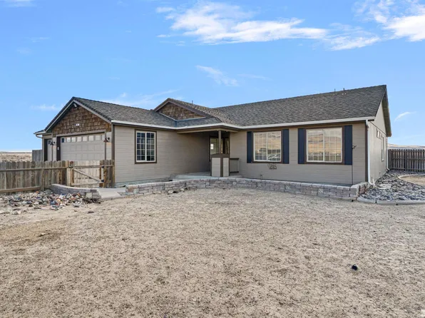 9805 Pacific View Dr, Stagecoach, NV 89429