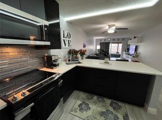 1751 NW 75th Ave APT 207, Plantation, FL 33313