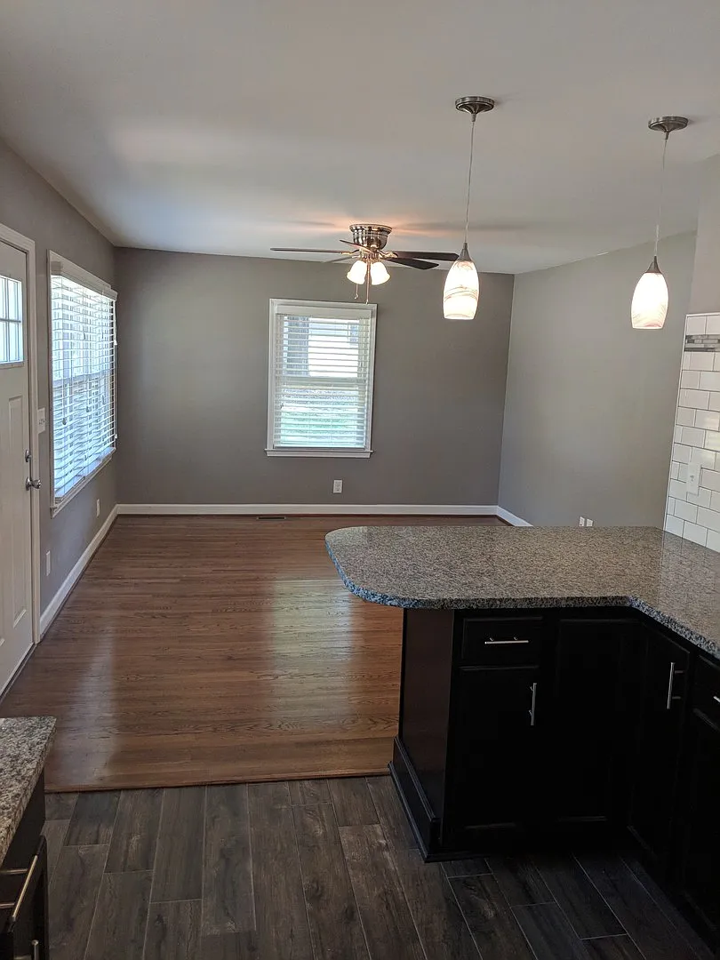 Frost Courtyard Apartments - — Photo 4