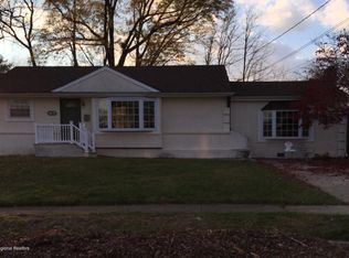 2409 Plantation Dr, Glendora, NJ 08029