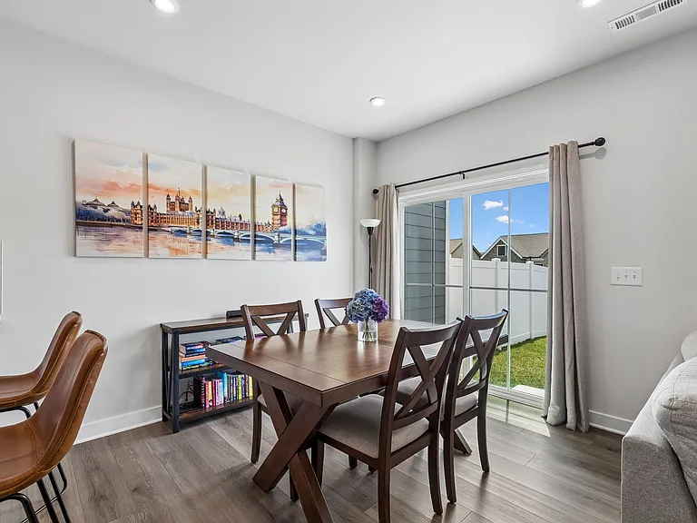 1021 Clendening Dr — Photo 12