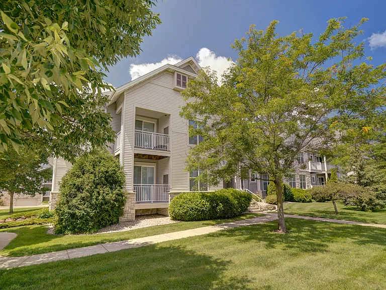 Prairie Ridge — Photo 18