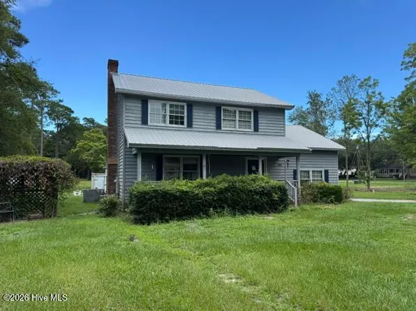 7517 Myrtle Grove Road, Wilmington, NC 28409