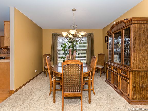 5th image of 25308 Blakely Dr