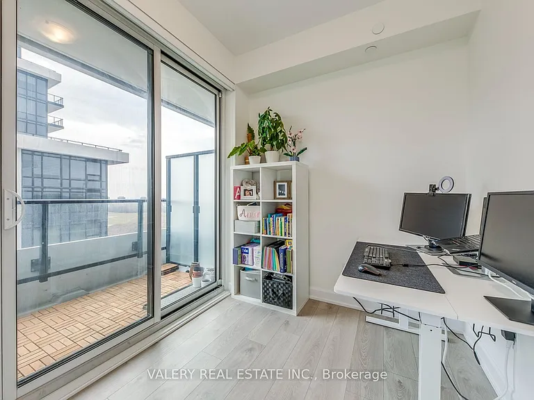 3220 William Coltson Ave #706 — Photo 27