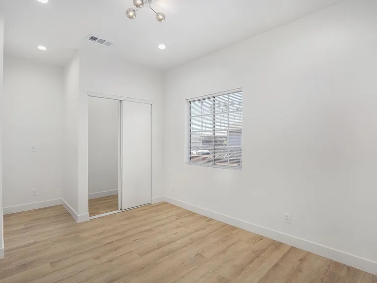 5121 Cimarron St — Photo 8