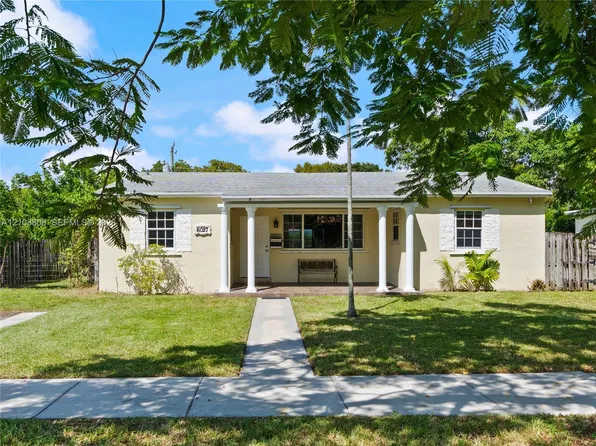 6027 SW 15th St, West Miami, FL 33144