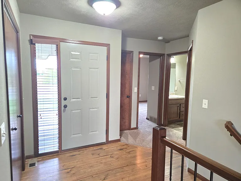 3210 E 3rd St — Photo 10