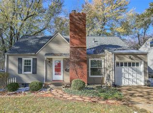 5326 Reeds Rd, Mission, KS 66202