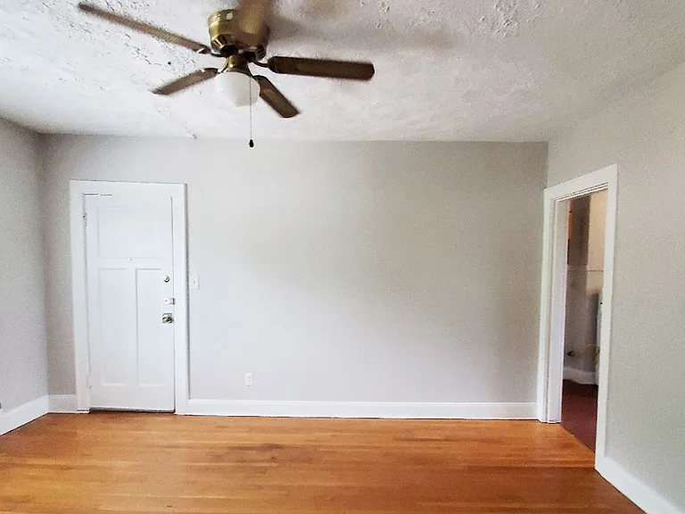 415-419-423 Probasco St — Photo 13