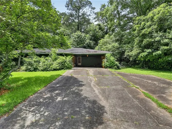 4451 Sims Ct, Tucker, GA 30084