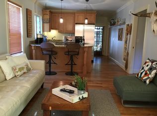 15 S Beechwood Rd, Niantic, CT 06357