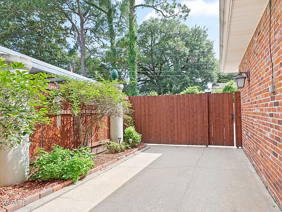 5th image of 513 Verot School Rd APT 5
